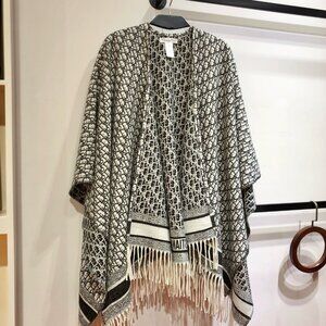 Dior wool cape